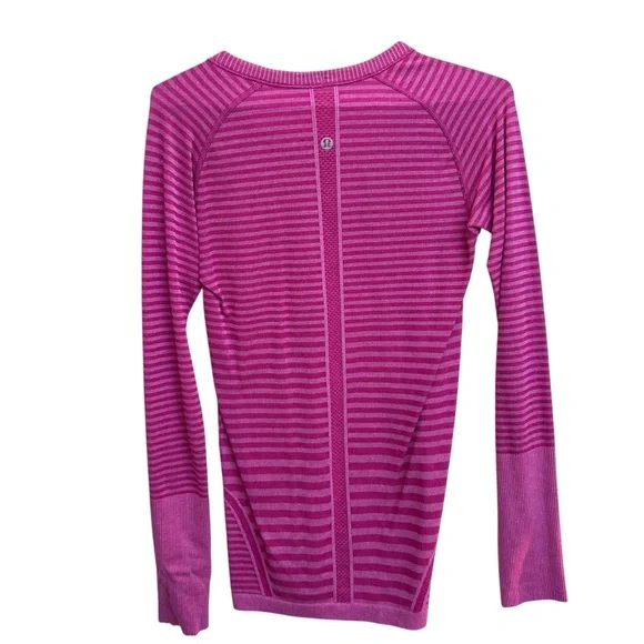 Lululemon swiftly tech long sleeve 4 - Picture 2 of 4